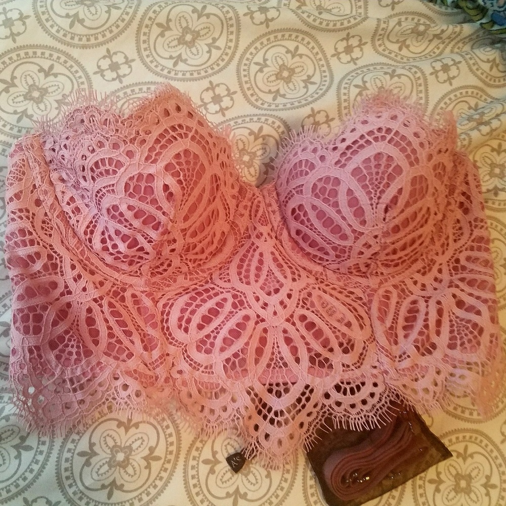 Brand new Victoria's Secret strapless bra